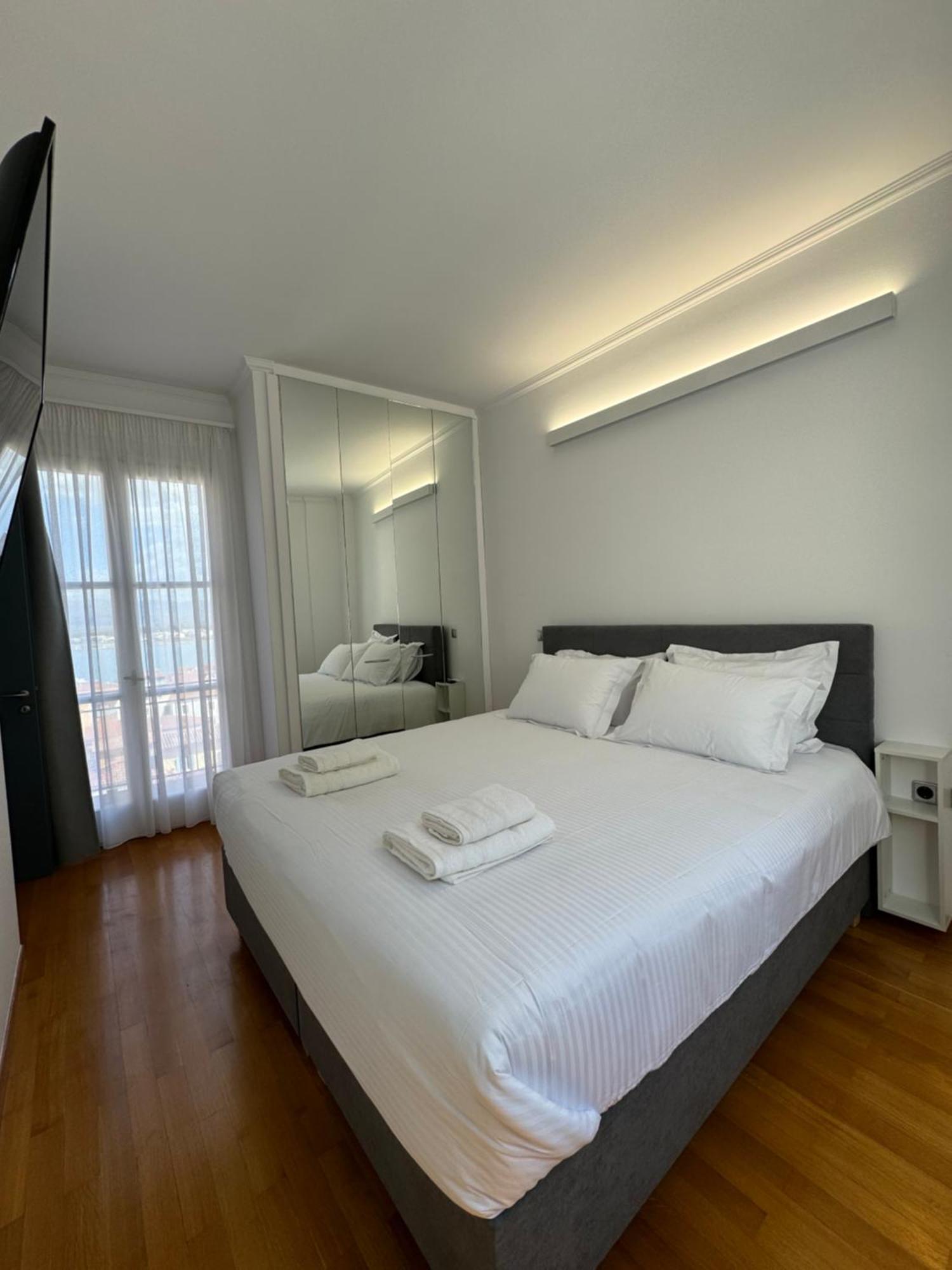 S&F Luxury Apartment Nauplion Buitenkant foto